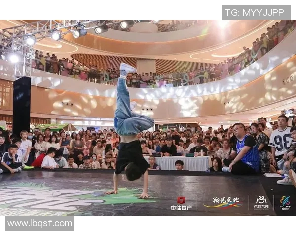 南京街舞队创新高荣获全国街舞比赛排名第一展现青春活力与团队精神