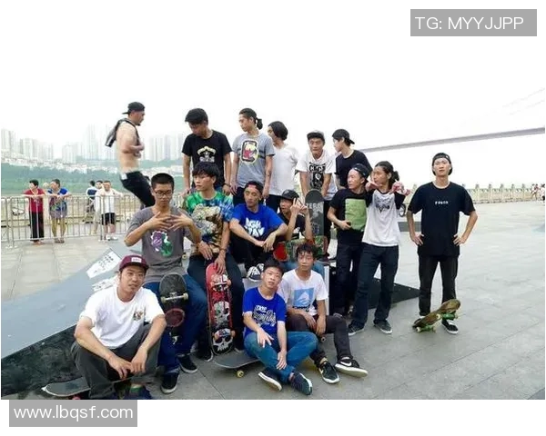 杭州滑板队与重庆滑板队实力对比赛后分析与总结